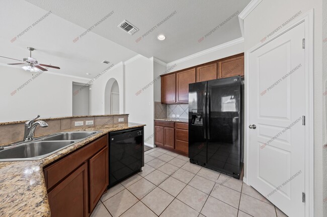 Building Photo - Academy ISD-3 Bedroom/2 Bath