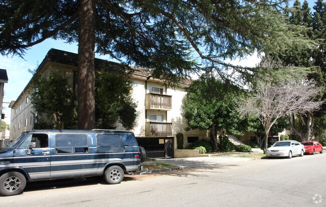 Building Photo - 14333 Friar St
