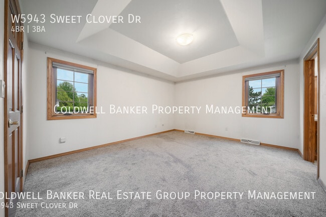 Building Photo - W5943 Sweet Clover Dr