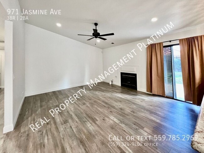 Building Photo - 971 Jasmine Ave