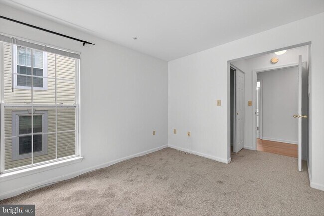 Building Photo - 3109 River Bend Ct