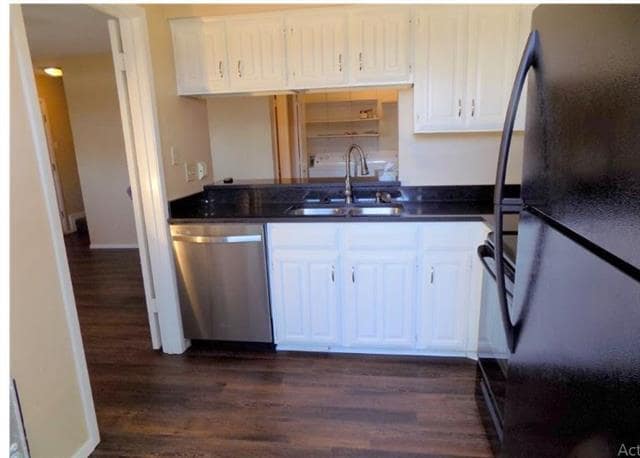 Building Photo - 14800 Enterprise Dr