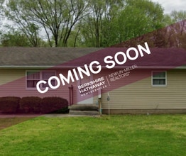 Building Photo - 2 Bedroom Duplex on North Side