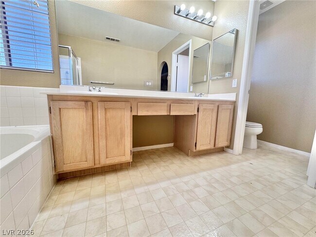 Building Photo - 8233 Cactus Canyon Ct