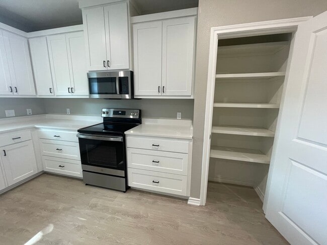 Building Photo - Beautiful New Construction Home in Whiteho...