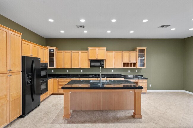 Building Photo - 4136 E Pullman Rd