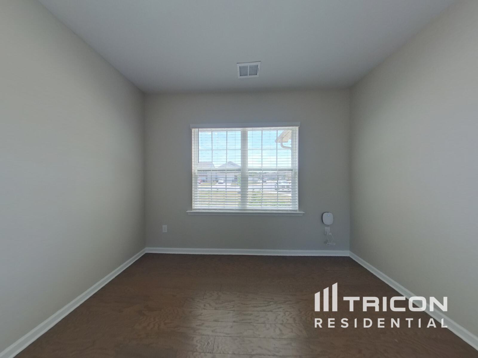 Building Photo - 280 Paulownia Cir