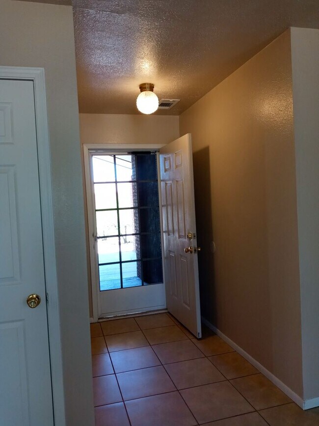 Building Photo - AFFORDABLE!!!