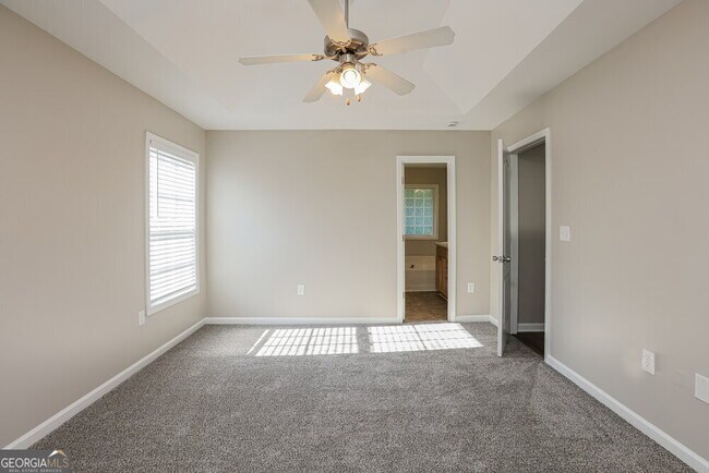 Building Photo - 6983 Pine Shadow Way
