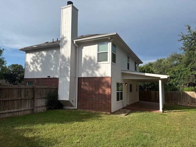 Building Photo - Beautiful Two-Story Leander Home with Dual...
