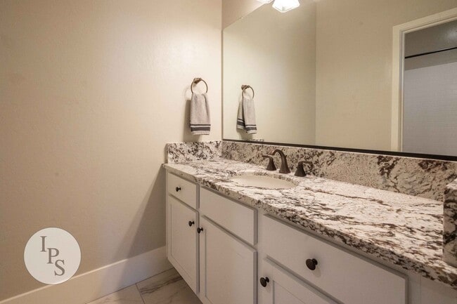 Building Photo - Madera Tesoro Viejo - Beautiful Hillside Village 2-Story Home, 4BR/3BA, SOLAR, Community Pool + L...