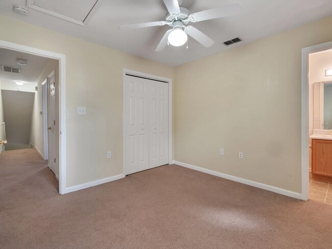 Building Photo - 2738 W Tharpe St
