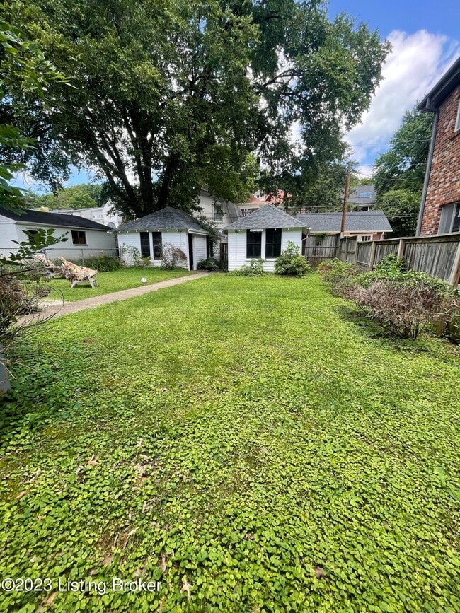 Building Photo - 2177 Baringer Ave