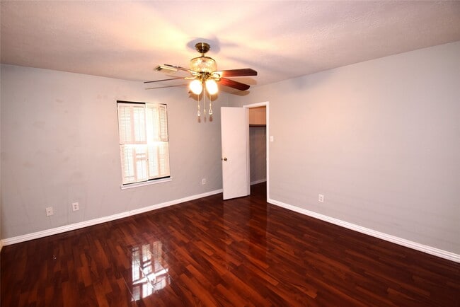 Building Photo - 21022 Creek Edge Ct