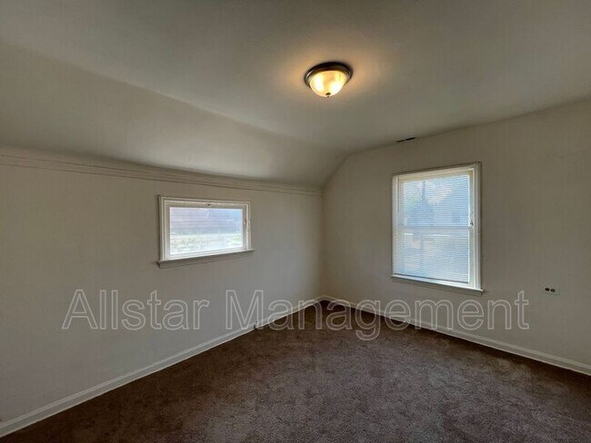 Building Photo - 3617 W 46th St