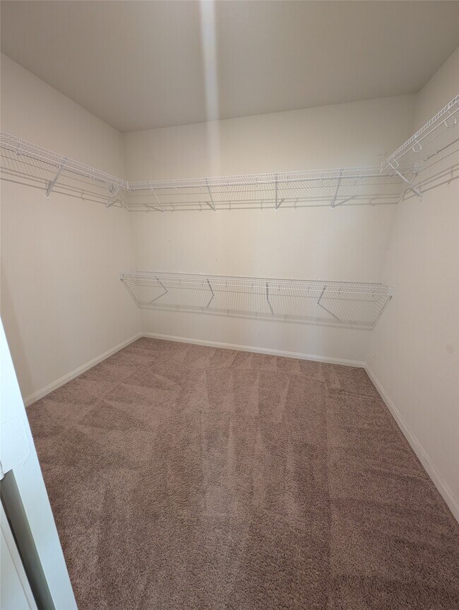 Building Photo - 21210 Echo Manor Dr