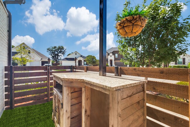 Building Photo - 1706 Goodfield Ln