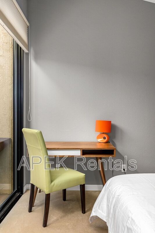 Building Photo - 2842 Sundance Cir W