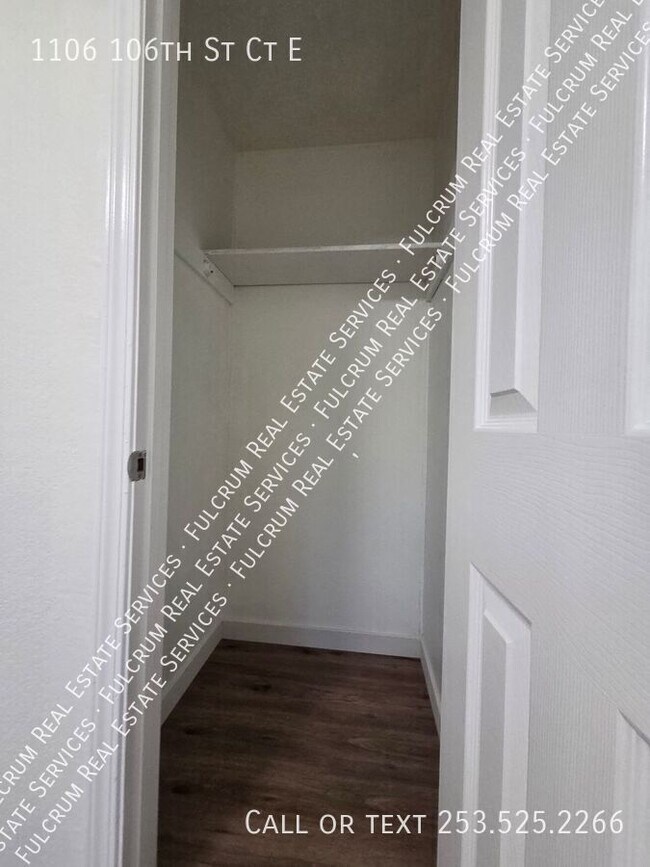 Building Photo - 1106 106th St Ct E