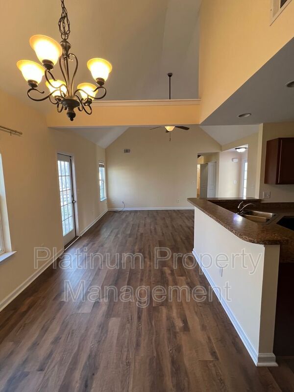 Building Photo - 279 Wahsega Way