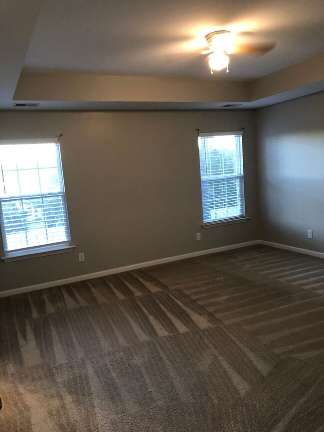 Building Photo - 93 Coopers Ln