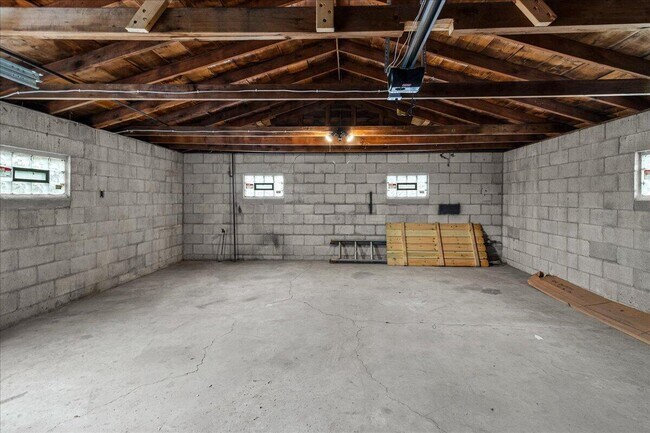 Building Photo - 1357 Genessee Ave