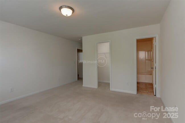 Building Photo - 9409 Pond Vista Court