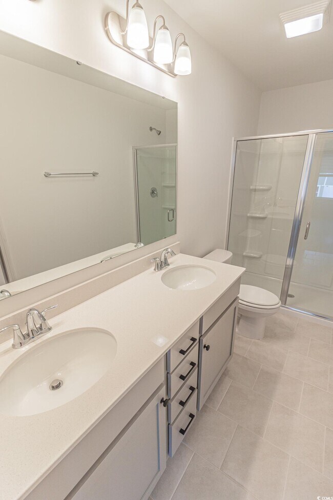 Building Photo - 223 Crescent Wy