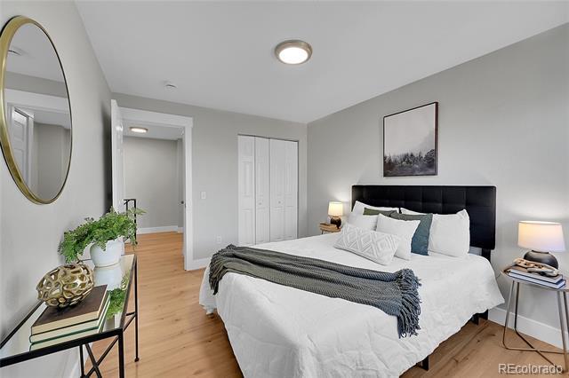 Building Photo - 7700 W Glasgow Pl