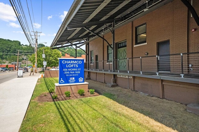 Building Photo - Charmco Lofts
