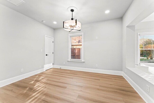Building Photo - 2128 Hosea L Williams Dr NE