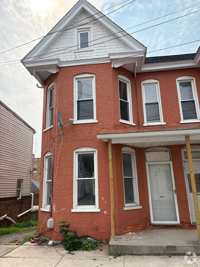 Building Photo - 13-15 Cleveland Avenue