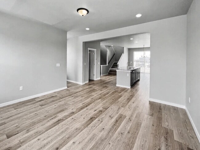 Building Photo - 8732 Wolf Valley Dr.