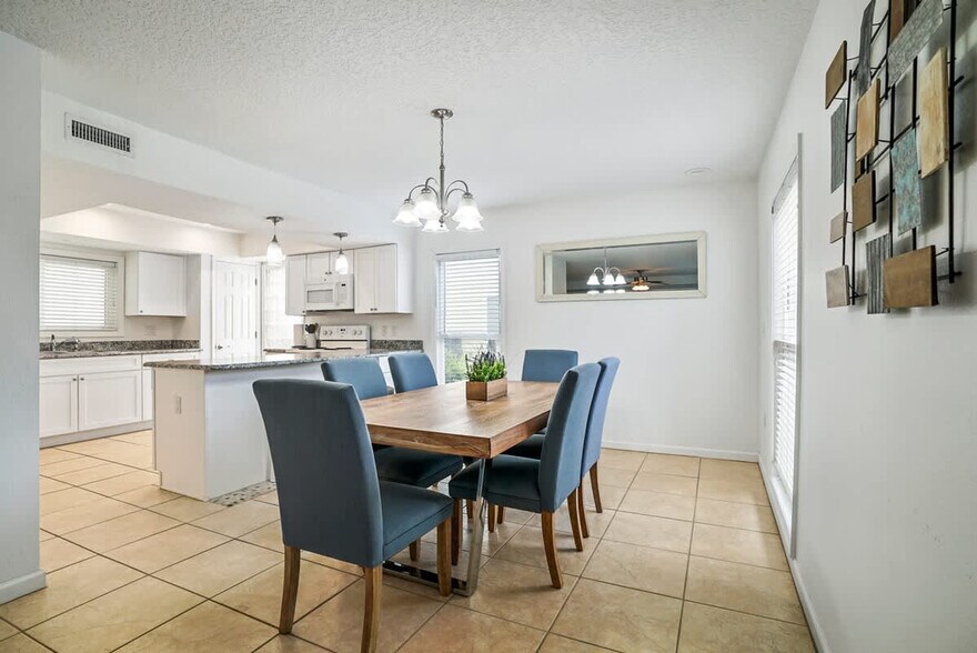 Building Photo - 6301 A1A S