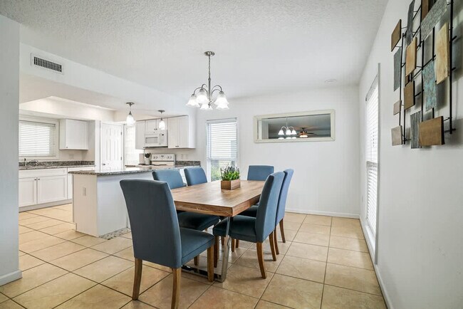 Building Photo - 6301 A1A S