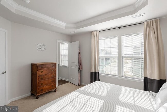 Building Photo - 127 FREEDOM