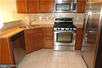 Building Photo - 13504 Waterford Hills Boulevard