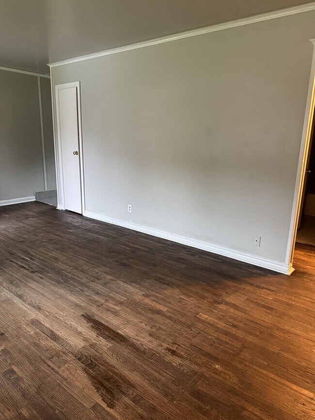 Building Photo - 6245 E Marshall St