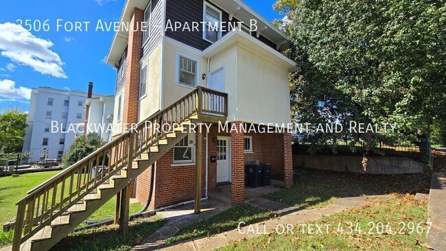 Primary Photo - 2 Bedroom Apartment off Fort Avenue!