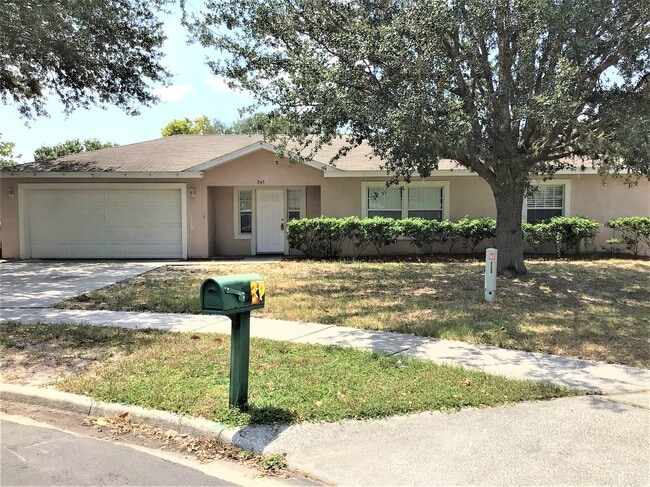 Building Photo - 245 Oak Run Ct