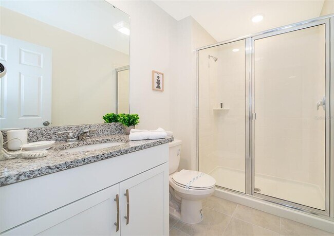 Building Photo - 1852 Tropical Palms Cir