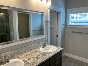 Building Photo - Ash Pine