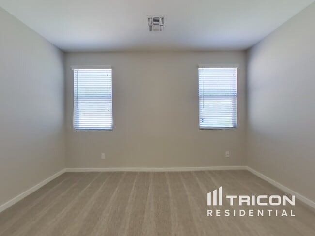 Building Photo - 40120 W Williams Way