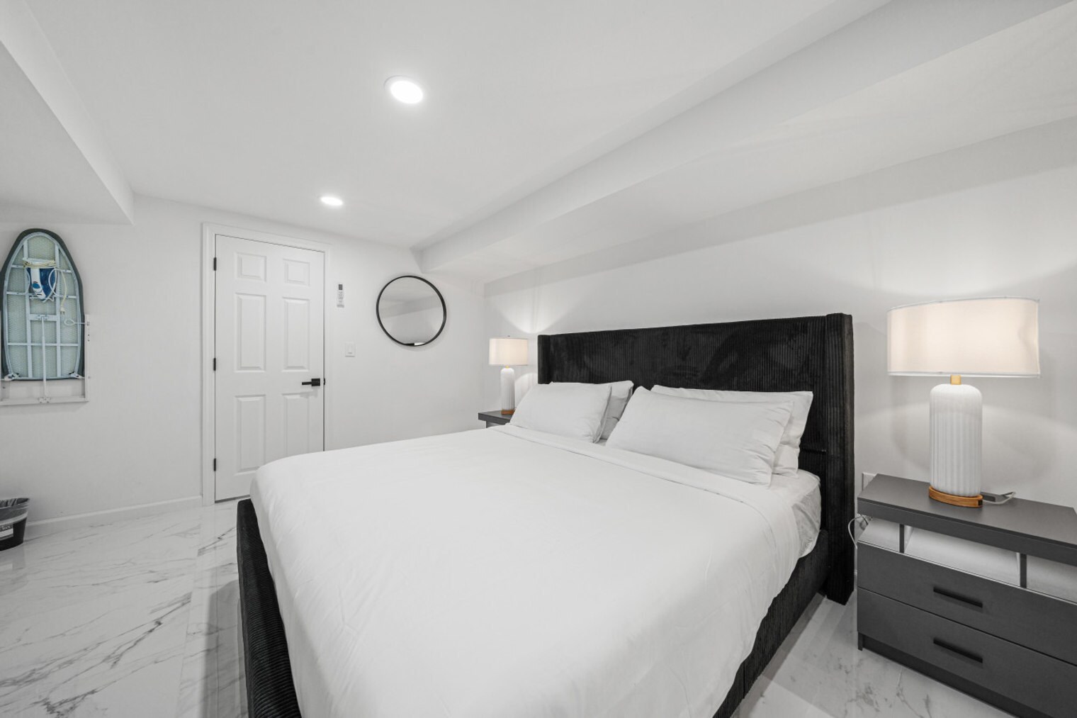 Building Photo - 857 Avenue C