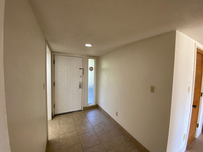 Building Photo - 2 Bedroom, 2 Bath Condo in Grenelefe