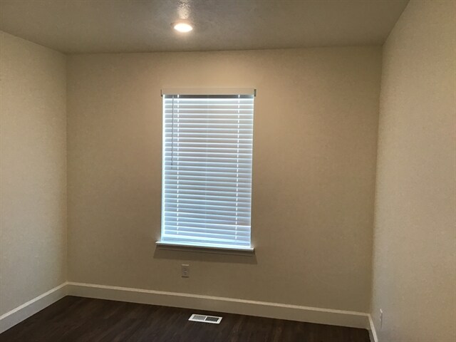 Building Photo - 1257 Ranch Cir