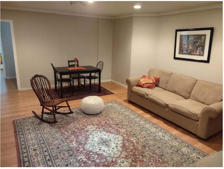 Building Photo - 6470 SW Burlingame Pl