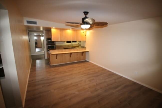 Building Photo - Beautiful Eastside Home