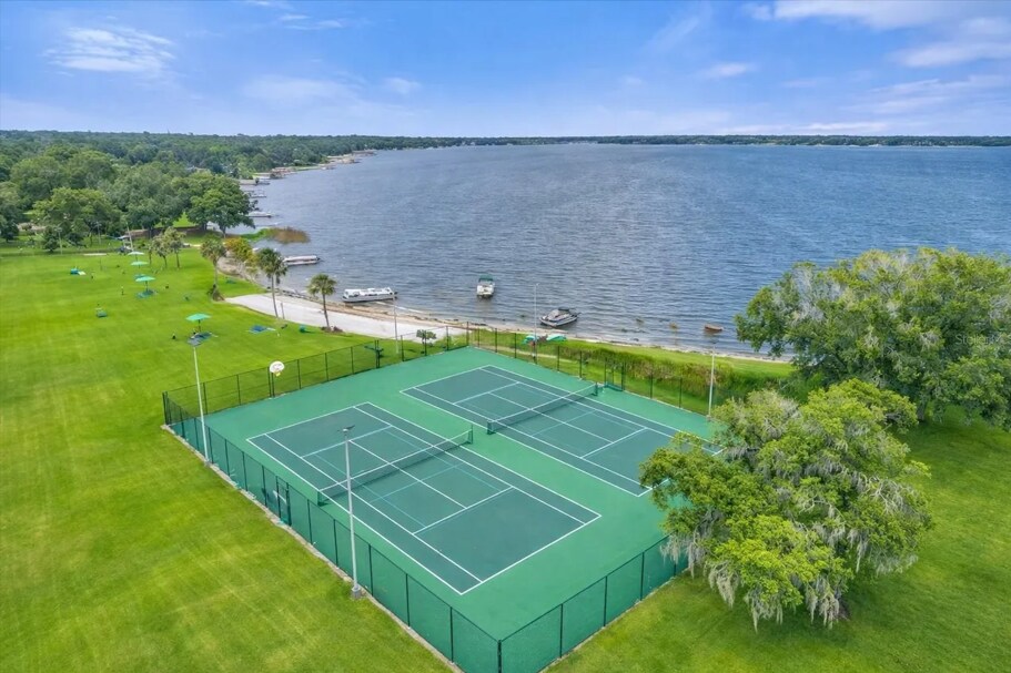 Sports Court - 5331 Hansel Ave