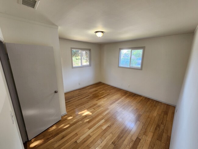 bedroom 1 - 1622 S Campbell Ave